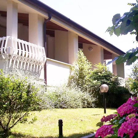 Apartment Residenza Alice - Toscana Mare E Monti Camaiore