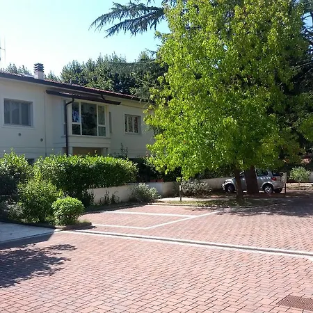 Residenza Alice - Toscana Mare E Monti Apartament Camaiore